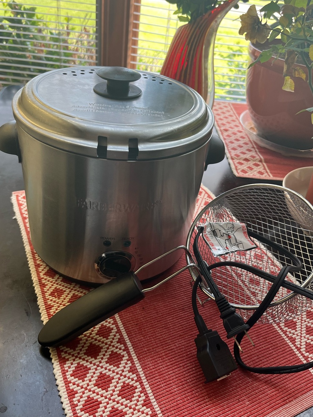 M: 2 Quart Farberware Stainless Steel Deep Fryer model FW61100018142